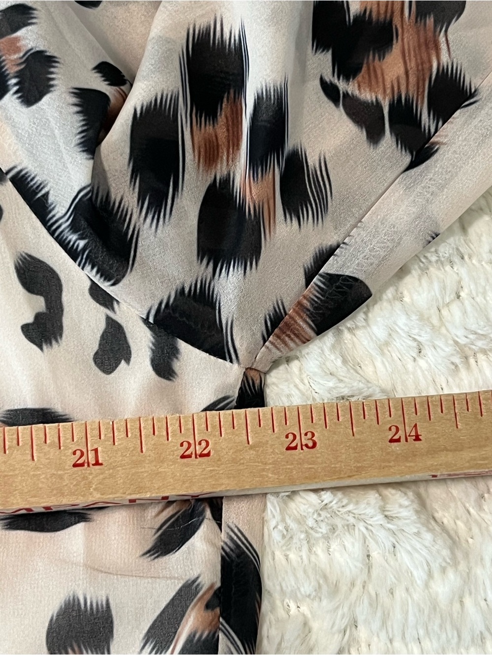 Leopard Print Button-Down Blouse Lined Sheer Size XL - Picture 9 of 10